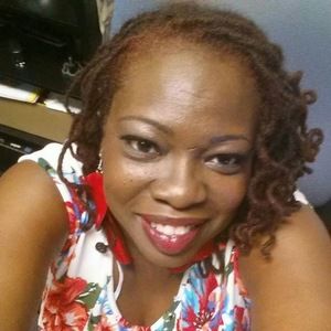 Meet your Posher, Yolanda